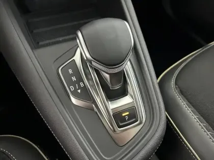 Photo 12 Renault Symbioz  E-Tech full hybrid 145