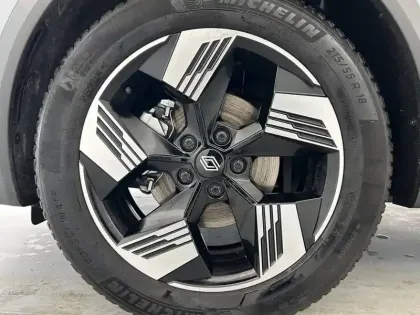 Photo 52 Renault Symbioz  E-Tech full hybrid 145