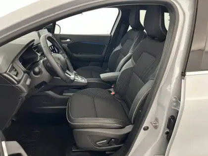 Photo 42 Renault Symbioz  E-Tech full hybrid 145