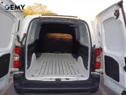 Photo 4 Peugeot Partner  FOURGON LONG 950 KG PURETECH 110 S&S BVM6