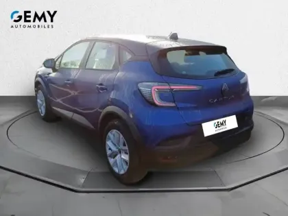 Photo 21 Renault Captur  E-Tech full hybrid 145 ch