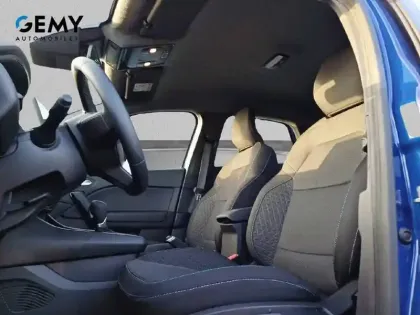 Photo 23 Renault Captur  E-Tech full hybrid 145 ch