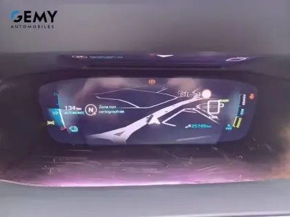 Photo 18 Peugeot 208  Electrique 50 kWh 136ch