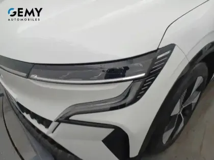 Photo 15 Renault Megane  E-Tech EV40 130ch standard charge