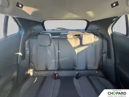 Photo 18 Peugeot 2008  BlueHDi 130 S&S EAT8