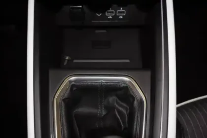 Photo 28 Renault Clio  TCe 90 - 21N