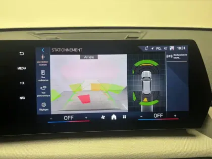 Photo 25 BMW X1  sDrive 18i 136ch DKG7