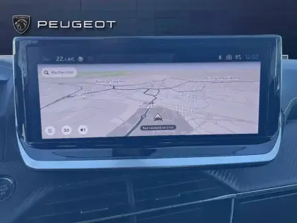 Photo 24 Peugeot 2008  PureTech 130 S&S EAT8