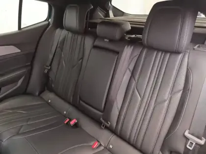 Photo 24 Peugeot 408  PureTech 130 ch S&S EAT8