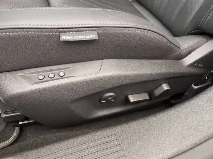 Photo 36 Peugeot 408  PureTech 130 ch S&S EAT8