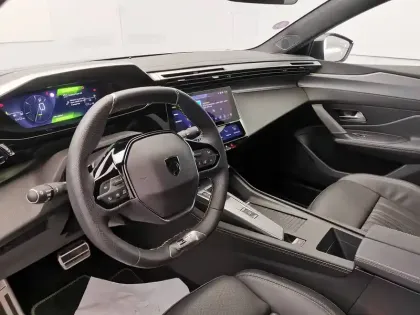 Photo 26 Peugeot 408  PureTech 130 ch S&S EAT8