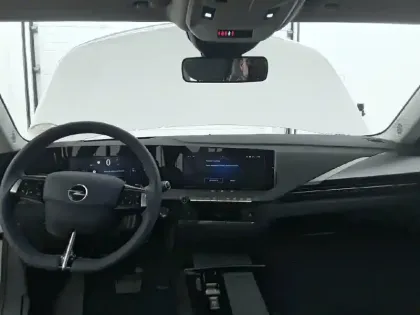 Photo 7 Opel Astra  1.5 Diesel 130 ch BVA8