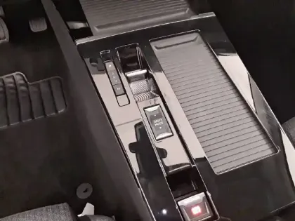 Photo 15 Opel Astra  1.5 Diesel 130 ch BVA8