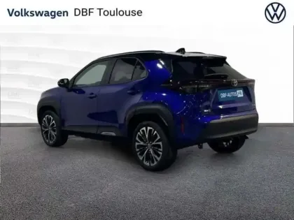 Photo 1 Toyota Yaris HYBRIDE 130h 2WD Collection