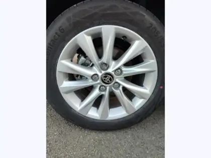 Photo 8 Toyota Corolla Hybride 1.8L 140h Dynamic Business 1