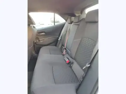 Photo 11 Toyota Corolla Hybride 1.8L 140h Dynamic Business 1