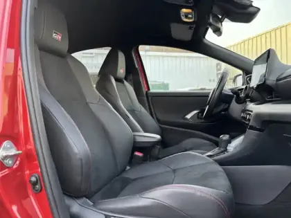 Photo 11 Toyota Yaris Hybride 116h GR SPORT