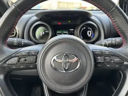 Photo 16 Toyota Yaris Hybride 116h GR SPORT