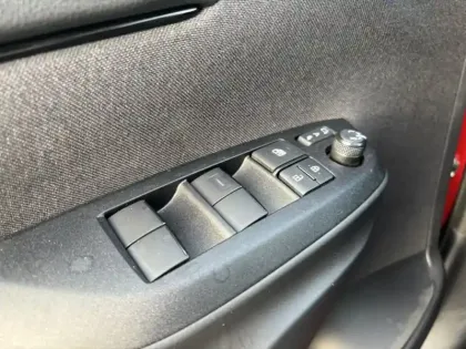 Photo 24 Toyota Yaris Hybride 116h GR SPORT