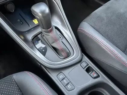 Photo 21 Toyota Yaris Hybride 116h GR SPORT