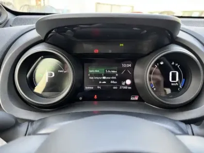 Photo 25 Toyota Yaris Hybride 116h GR SPORT