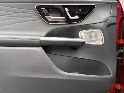 Photo 11 Mercedes Classe GLC 300 e Hybrid EQ 4MATIC AMG Line + 3