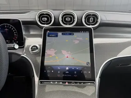 Photo 9 Mercedes Classe GLC 300 e Hybrid EQ 4MATIC AMG Line + 3