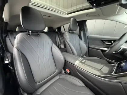 Photo 14 Mercedes Classe GLC 300 e Hybrid EQ 4MATIC AMG Line + 3