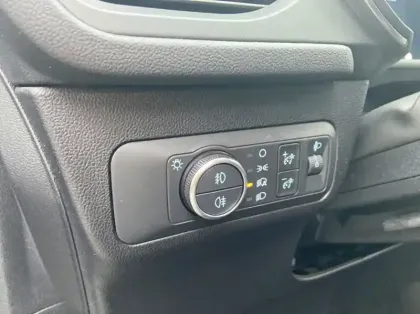 Photo 16 Ford Kuga 2.5 Duratec 180ch Hybrid FlexiFuel Titanium Business Powershift