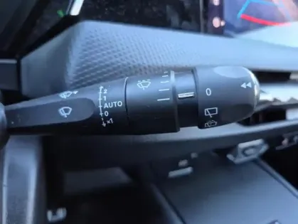 Photo 32 DS DS 4 II PURETECH 130 CROSS RIVOLI AUTO