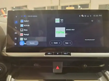 Photo 15 Toyota C-HR 2.0 PHEV 225 Design NG HYBRIDE RECHARGE