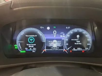 Photo 13 Toyota C-HR 2.0 PHEV 225 Design NG HYBRIDE RECHARGE