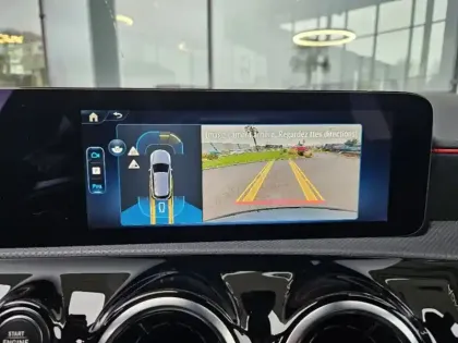 Photo 28 Mercedes Classe A 180 d AMG Line