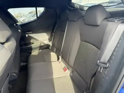 Photo 11 Toyota C-HR 2.0 Hybride 184 Edition