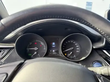 Photo 14 Toyota C-HR 2.0 Hybride 184 Edition