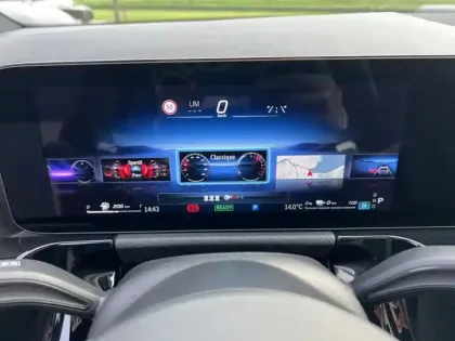 Photo 15 Mercedes GLA 250 e Hybrid EQ AMG Line