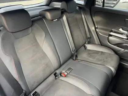 Photo 8 Mercedes GLA 250 e Hybrid EQ AMG Line