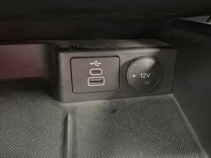 Photo 18 Ford Kuga 2.5 Duratec 190ch FHEV E85 ST-Line Business BVA