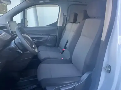 Photo 9 Peugeot Partner Fourgonnette M 950kg BlueHDi 130ch S&amp;S