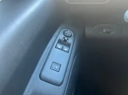 Photo 5 Peugeot Partner Fourgonnette M 950kg BlueHDi 130ch S&amp;S