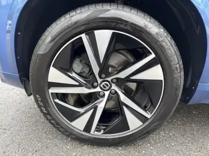 Photo 8 Volvo Xc90  B5 AWD 235ch R-Design Geartronic 7 places