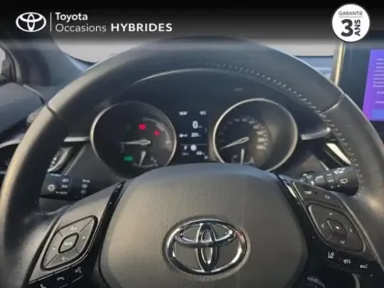 Photo 12 Toyota C-HR  1.8 Hybride 122ch Design Ultimate E-CVT