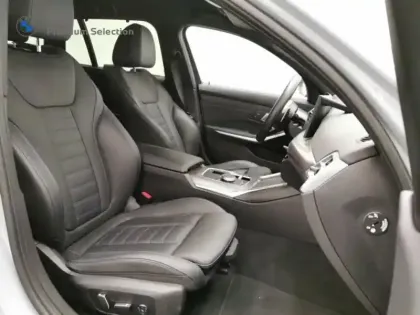 Photo 2 BMW Serie 3 Série 3 Touring 330eA 292ch M Sport