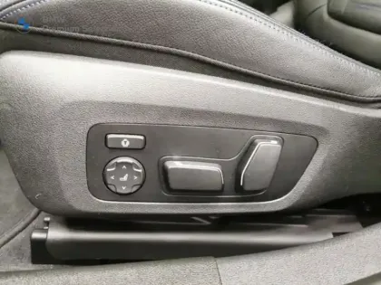 Photo 14 BMW Serie 3 Série 3 Touring 330eA 292ch M Sport