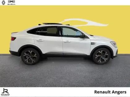 Photo 13 Renault Arkana  1.6 E-Tech hybride 145ch Engineered -22