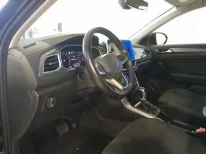 Photo 11 Volkswagen T-roc  1.5 TSI EVO 150ch Style DSG7