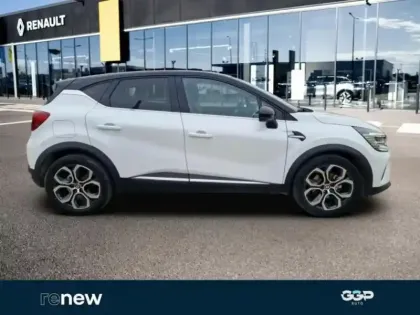 Photo 6 Renault Clio  1.6 E-Tech hybride 140ch Intens -21N