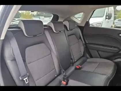 Photo 10 Renault Clio  1.6 E-Tech hybride 140ch Intens -21N