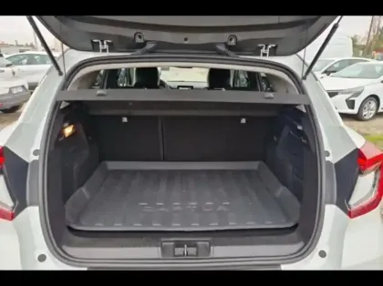 Photo 11 Renault Clio  1.6 E-Tech hybride 140ch Intens -21N