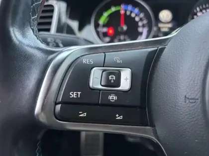 Photo 14 Volkswagen Golf  1.4 TSI 204ch Hybride Rechargeable GTE DSG6 Euro6d-T 5p 8cv